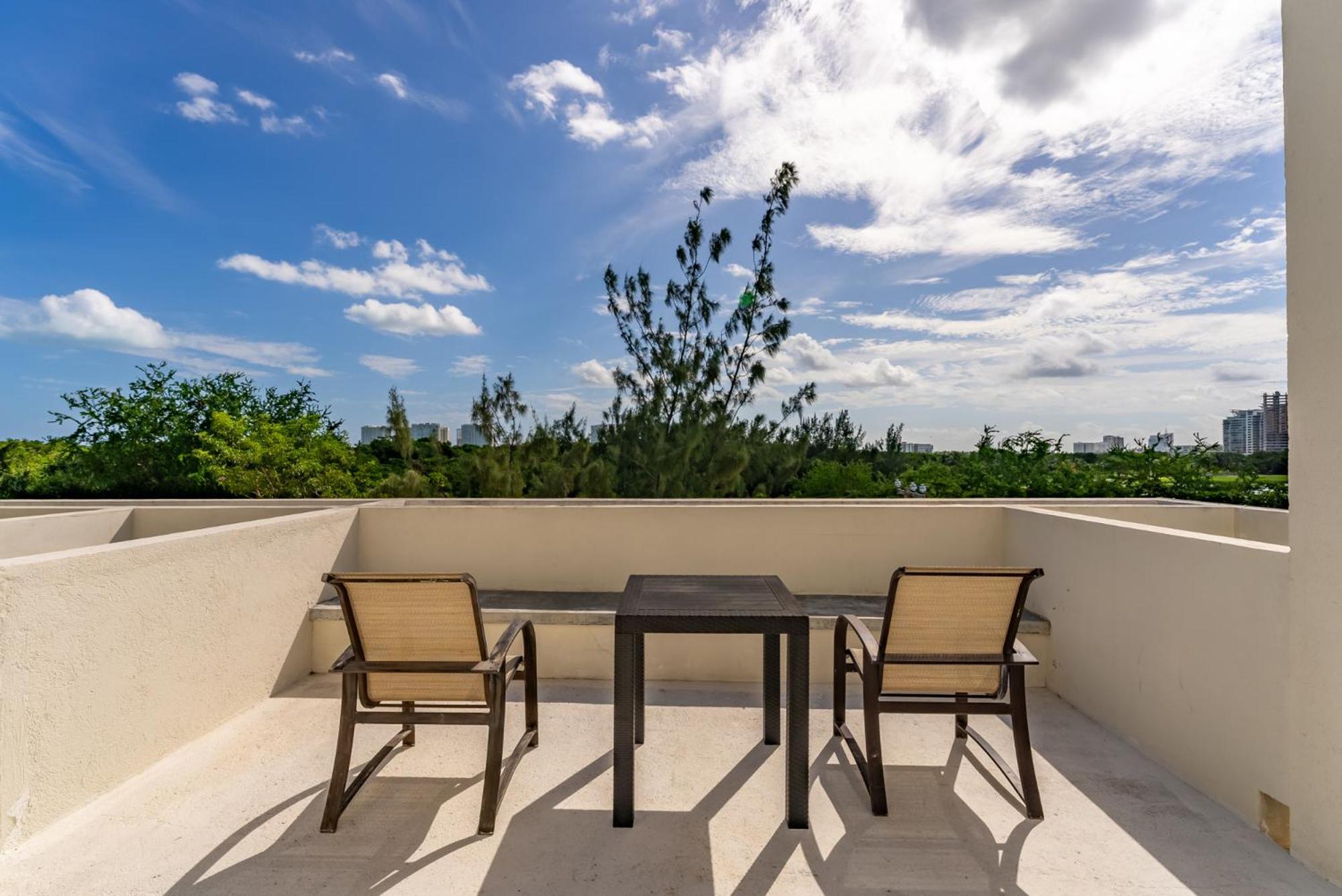 Bed Away Studios Cancún Kültér fotó